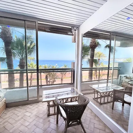 Promenade-des-anglais-front-sea Apartman *
